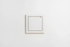 AMBIVALENZ Fläpps Regal 40 x 40 cm Weiß