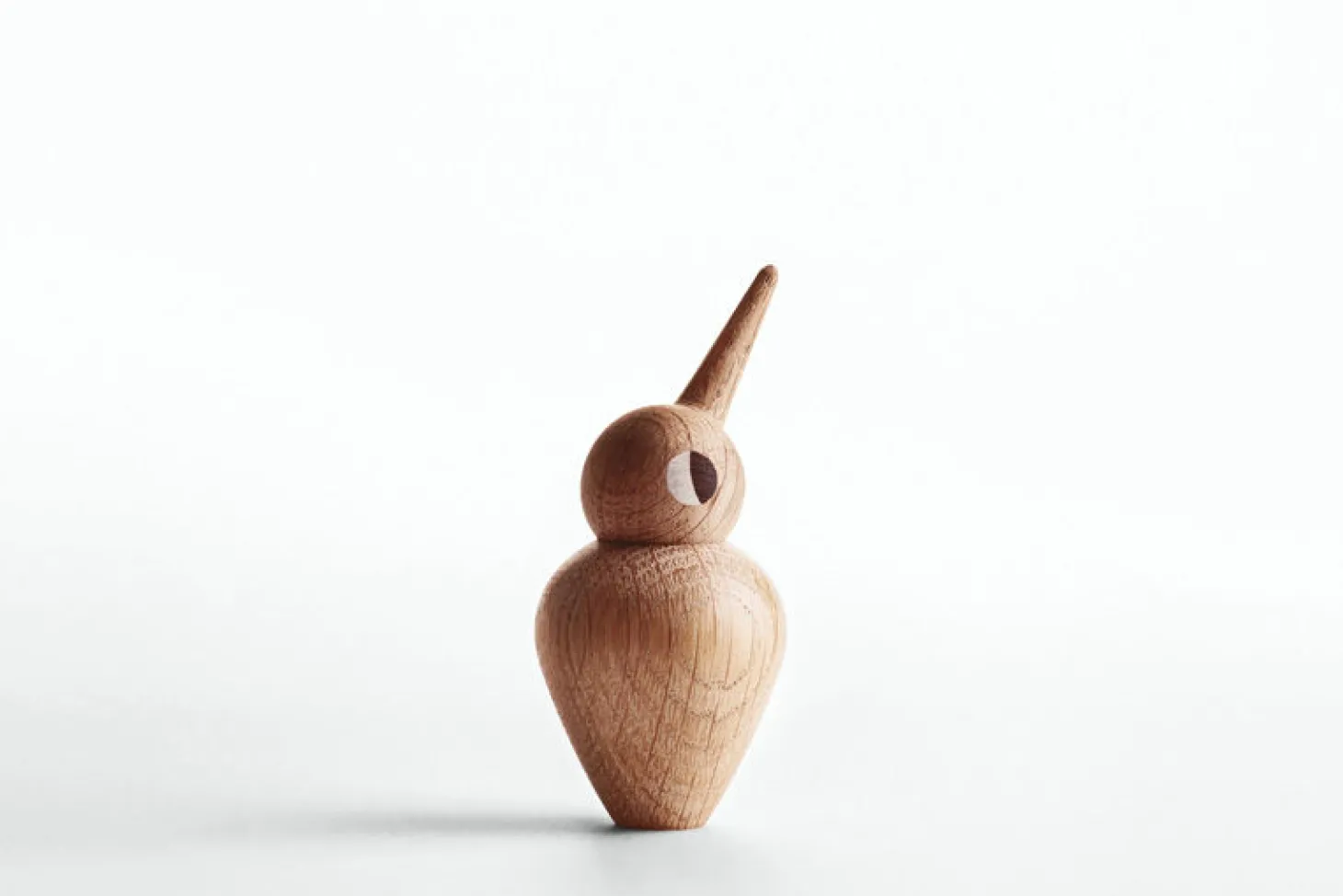 ARCHITECTMADE Bird - Holzfigur Smoked klein
