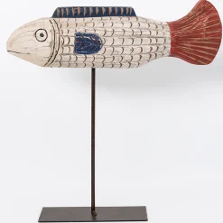 Batela Fisch in Holz in leuchtenden Farben geschnitzt rotbraun