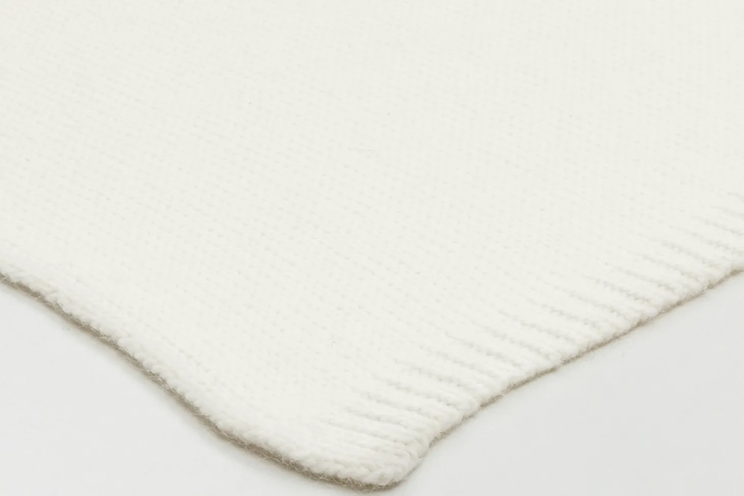 Carma Strickplaid Prato Off-White