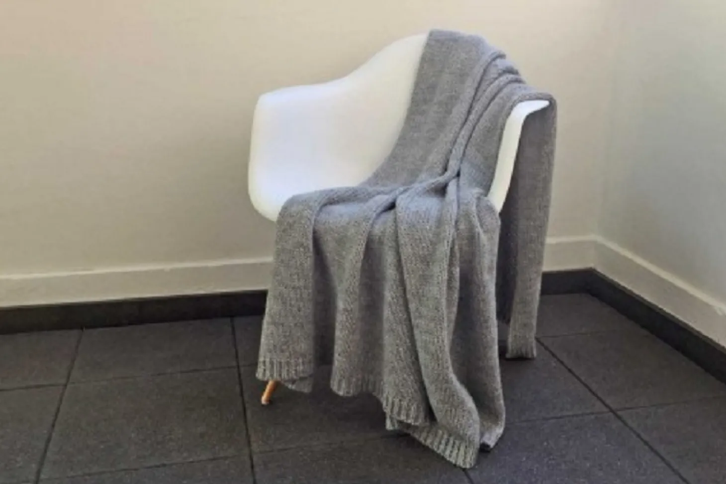 Carma Strickplaid Prato Off-White