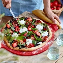 Emile Henry Pizzastein mit glattem Boden rund schwarz