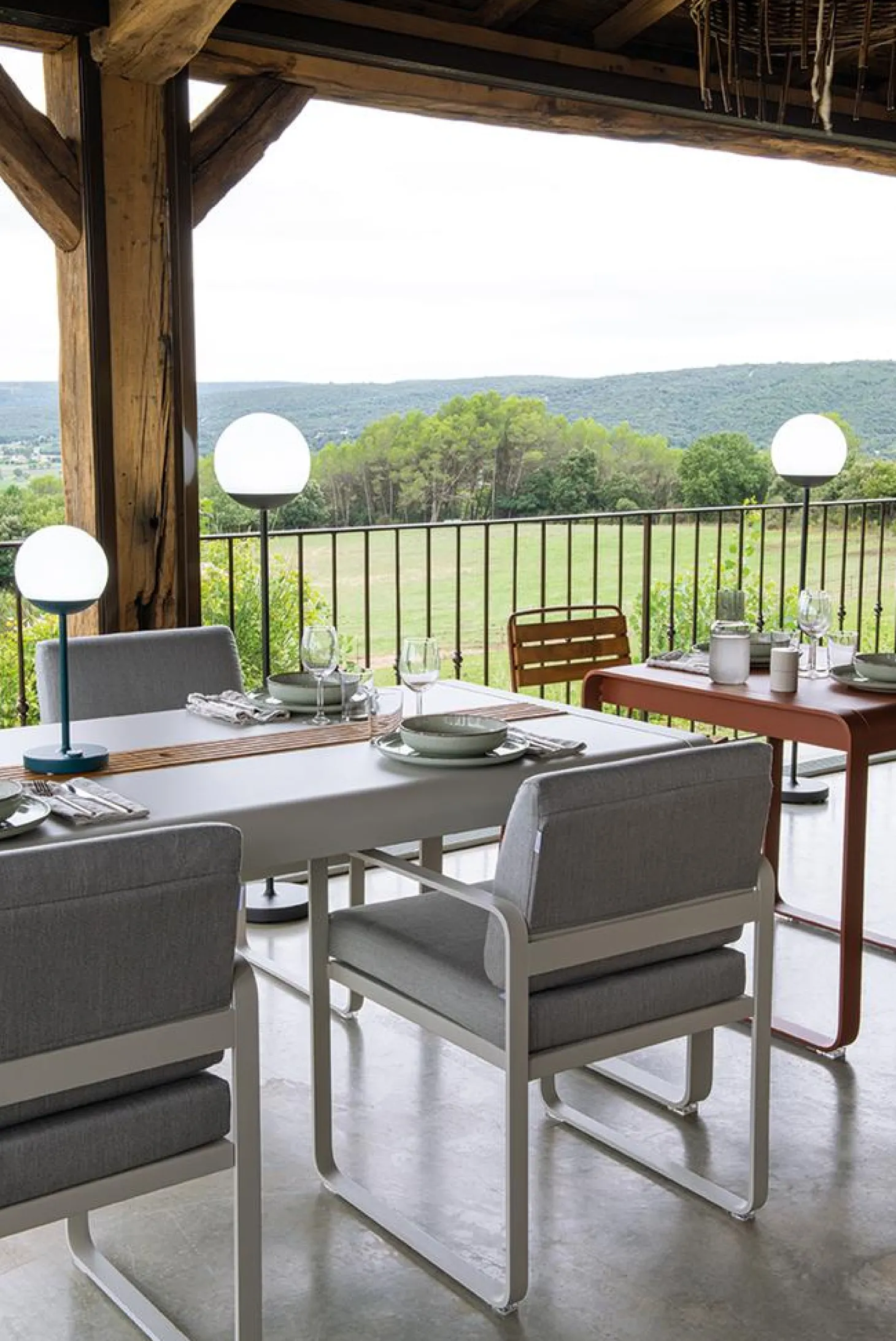 Fermob Bellevie Sessel Outdoor C6 Honig 81 Grauweiß