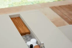 Fermob Bellevie Tisch 196 x 90cm mit Aufbewahrung Lakritze