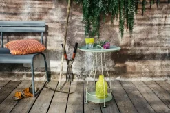 Fermob Happy Hours Beistelltisch Mohnrot