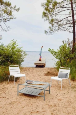 Fermob Luxembourg niedriger Tisch/Gartenbank Schwarzkirsche