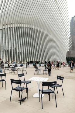 Fermob Luxembourg Tisch 80x80cm Outdoor Zederngrün