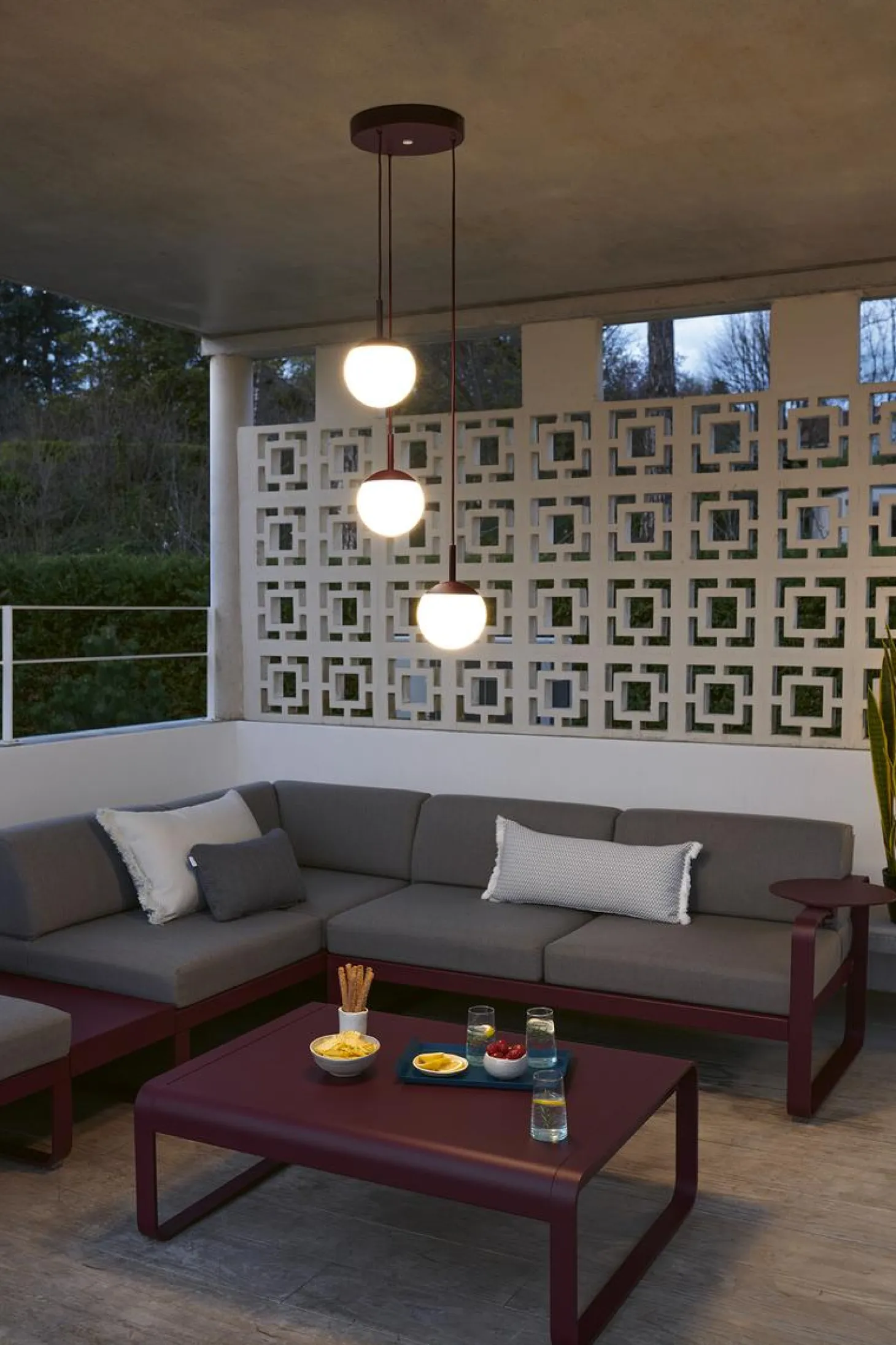 Fermob MOOON! Dreifache Hängelampe Ø15 cm Acapulcoblau