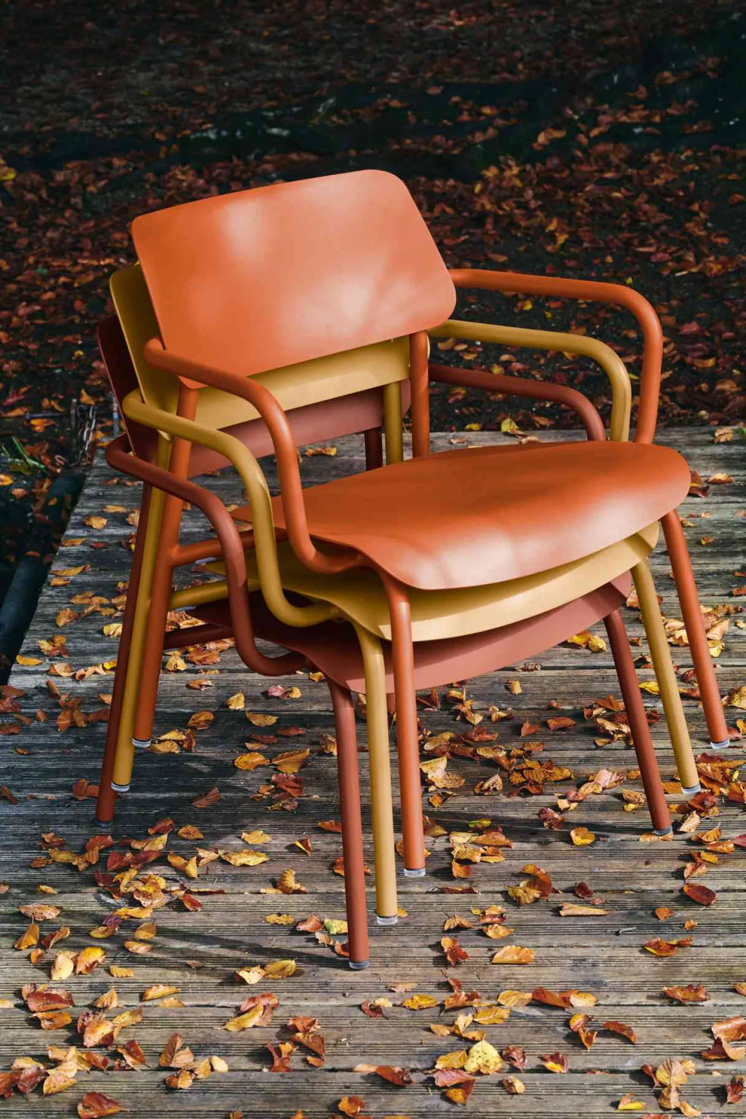 Fermob Studie Loungesessel Ockerrot