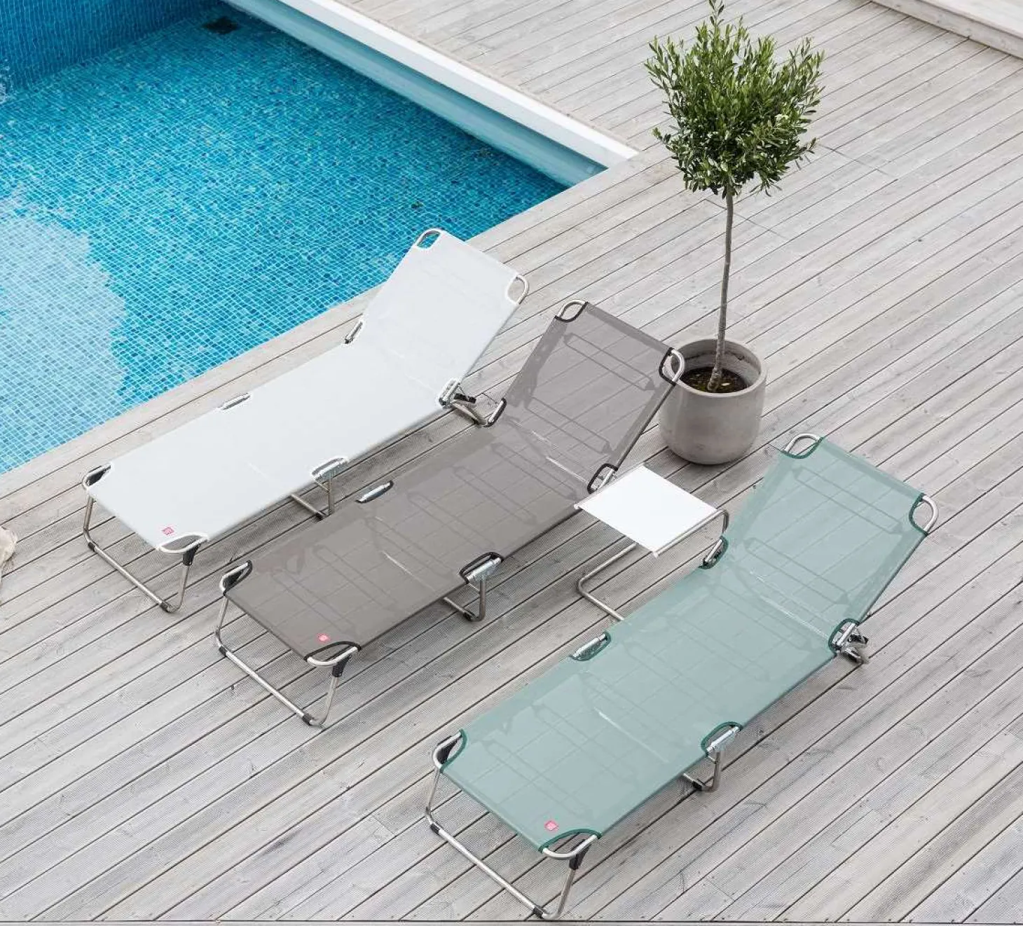 Fiam Fiam Amigo - Dreibeinliege salbei