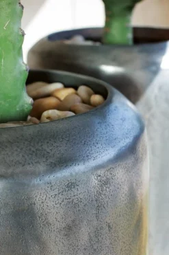 Fleur Ami Loft Bodengefäß für hochgewachsene Pflanzen Ø 30 cm, Höhe 80 cm black iron