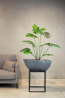 Fleur Ami River bootförmiges Tischgefäß schwarz