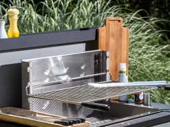 Forge Adour Edelstahl Holzkohlegrill mit 6 Spießen