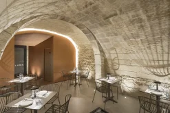 Gaber In- und Outdoortisch Arket für die Gastronomie dunkelgrau, schwarz