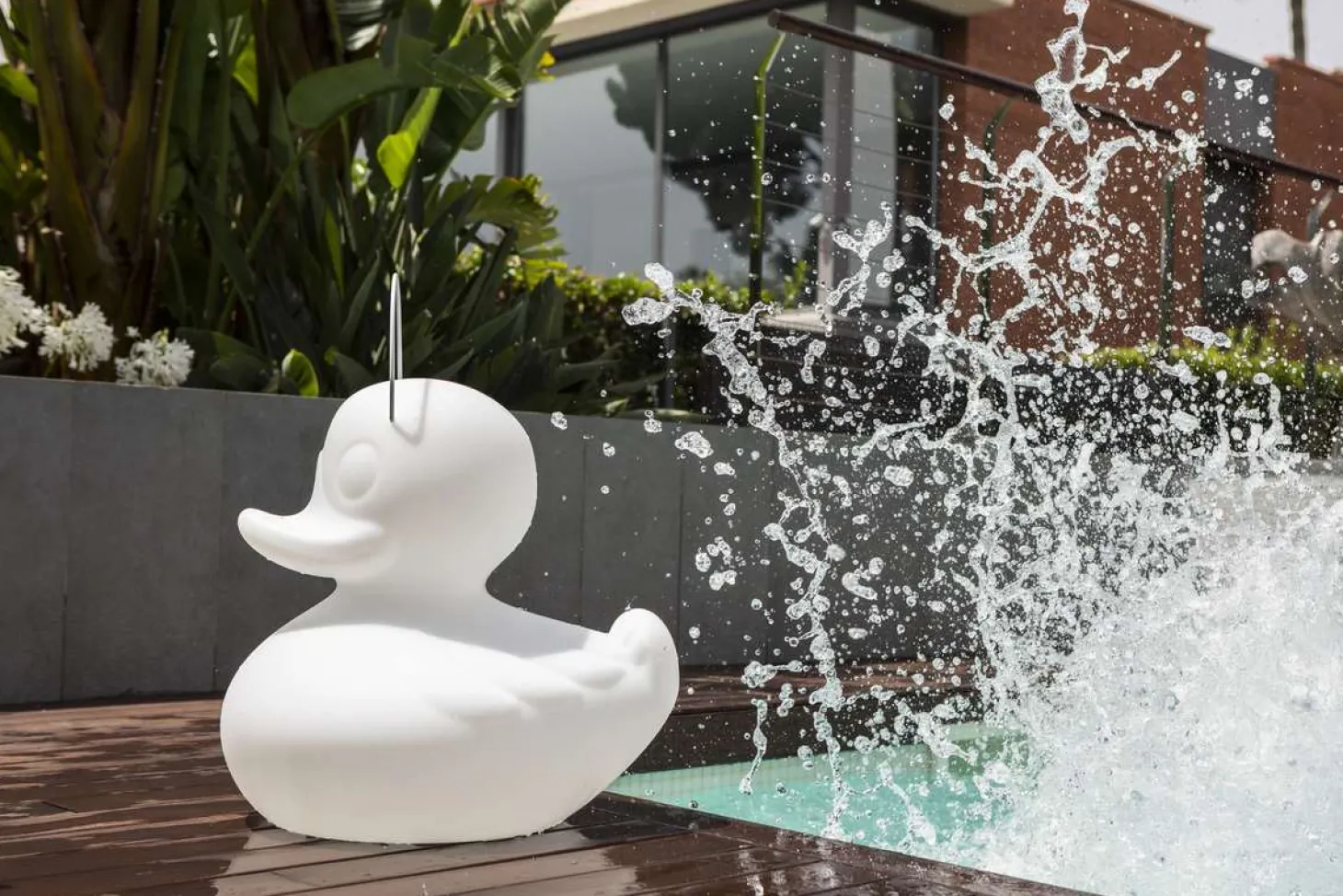 GOODNIGHT-light® Schwimmfähige Leuchte "Duck-Duck" XL weiß