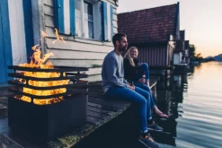 höfats Feuerkorb und Hocker CUBE in schwarz