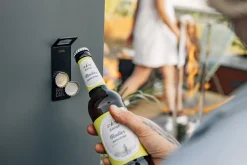 höfats Johnny Catch Magnet Flaschenöffner schwarz
