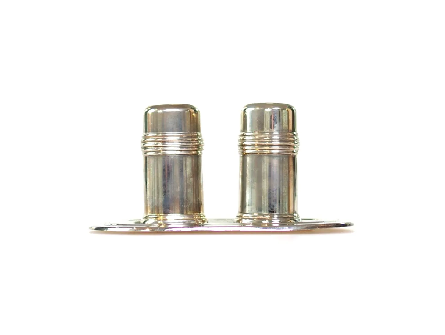 Hoff Salz- und Pfefferstreuer mit Tablettt versilbert