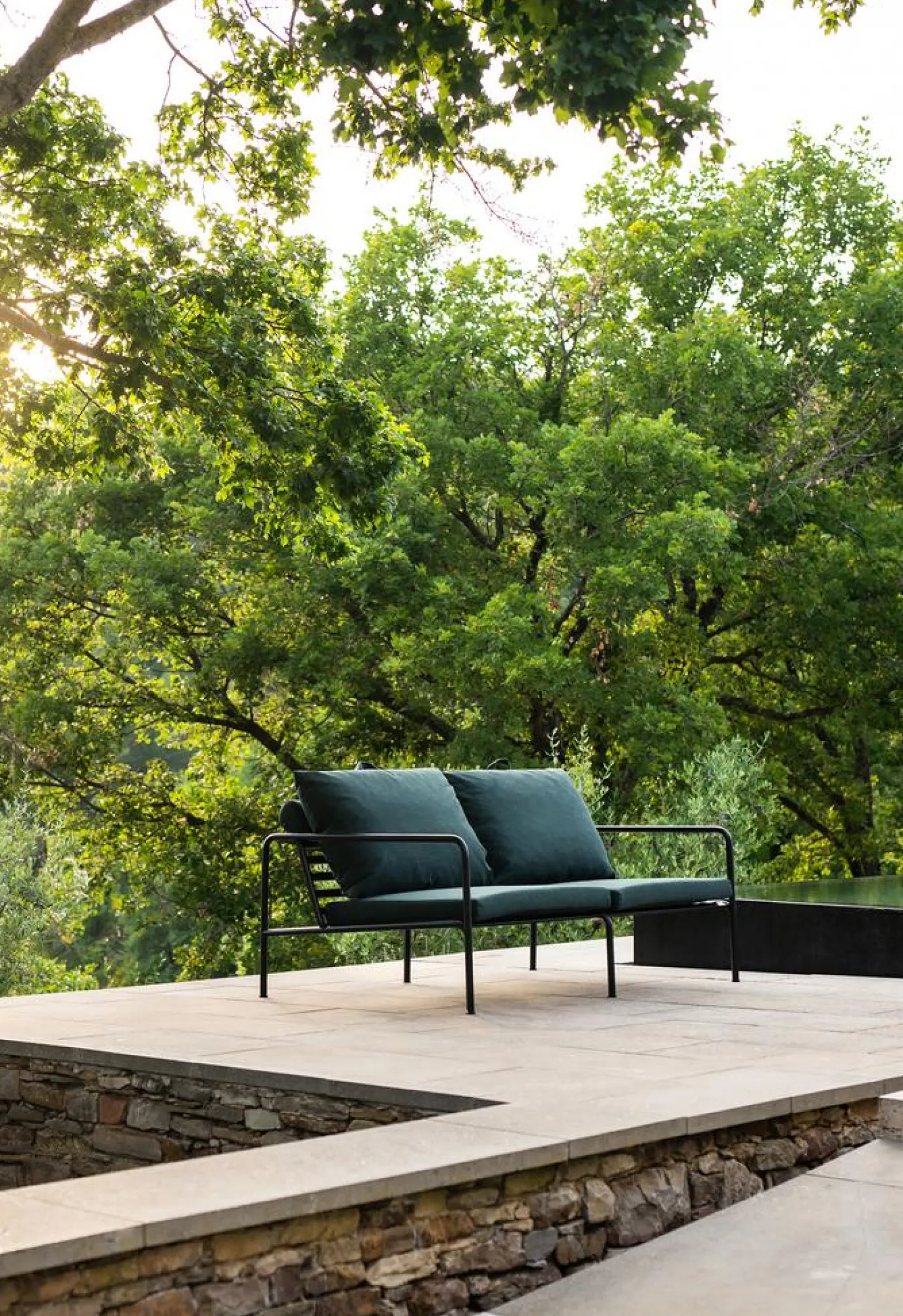 HOUE Outdoor 2-Sitzer Sofa AVON schwarz Dunkelgrau