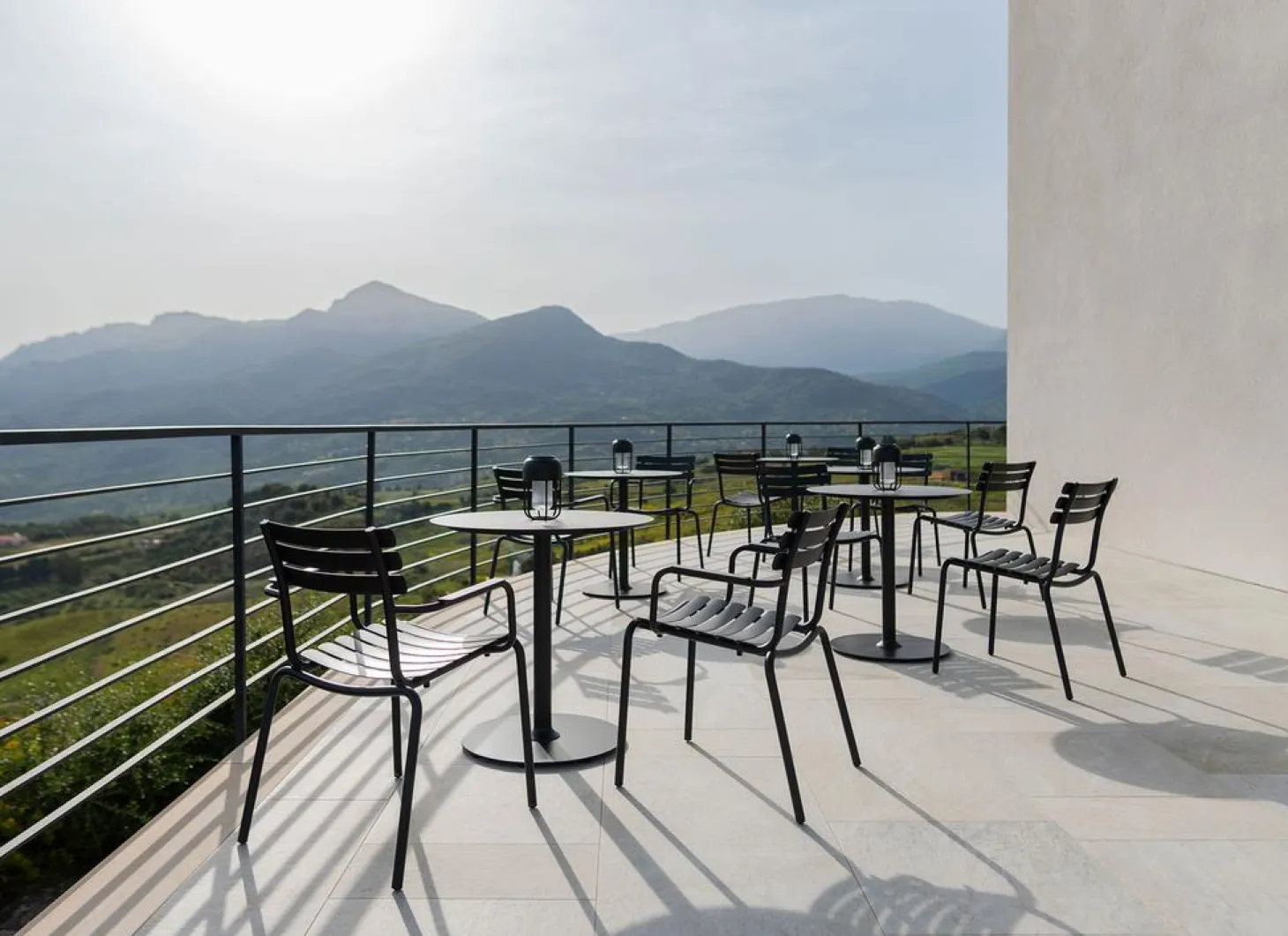 HOUE Pico Cafe-Tisch Outdoor Quadratisch Eisblau Rund Ø 64 cm