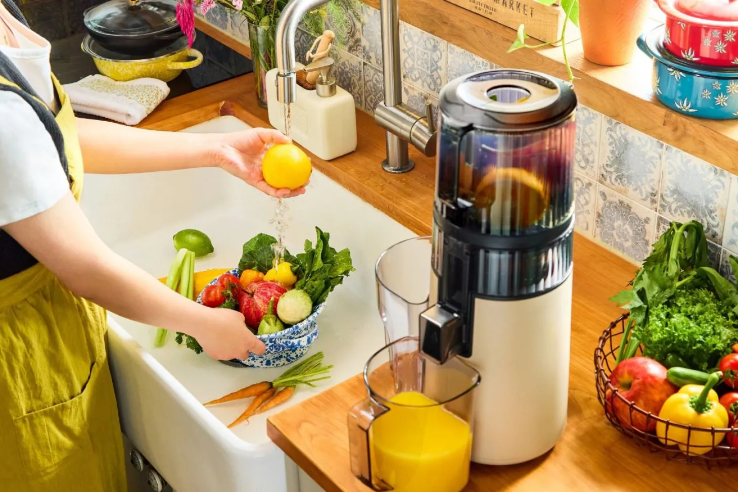 Hurom Entsafter - Slow Juicer H70-ST mit feinmaschigem Sieb Titangrau