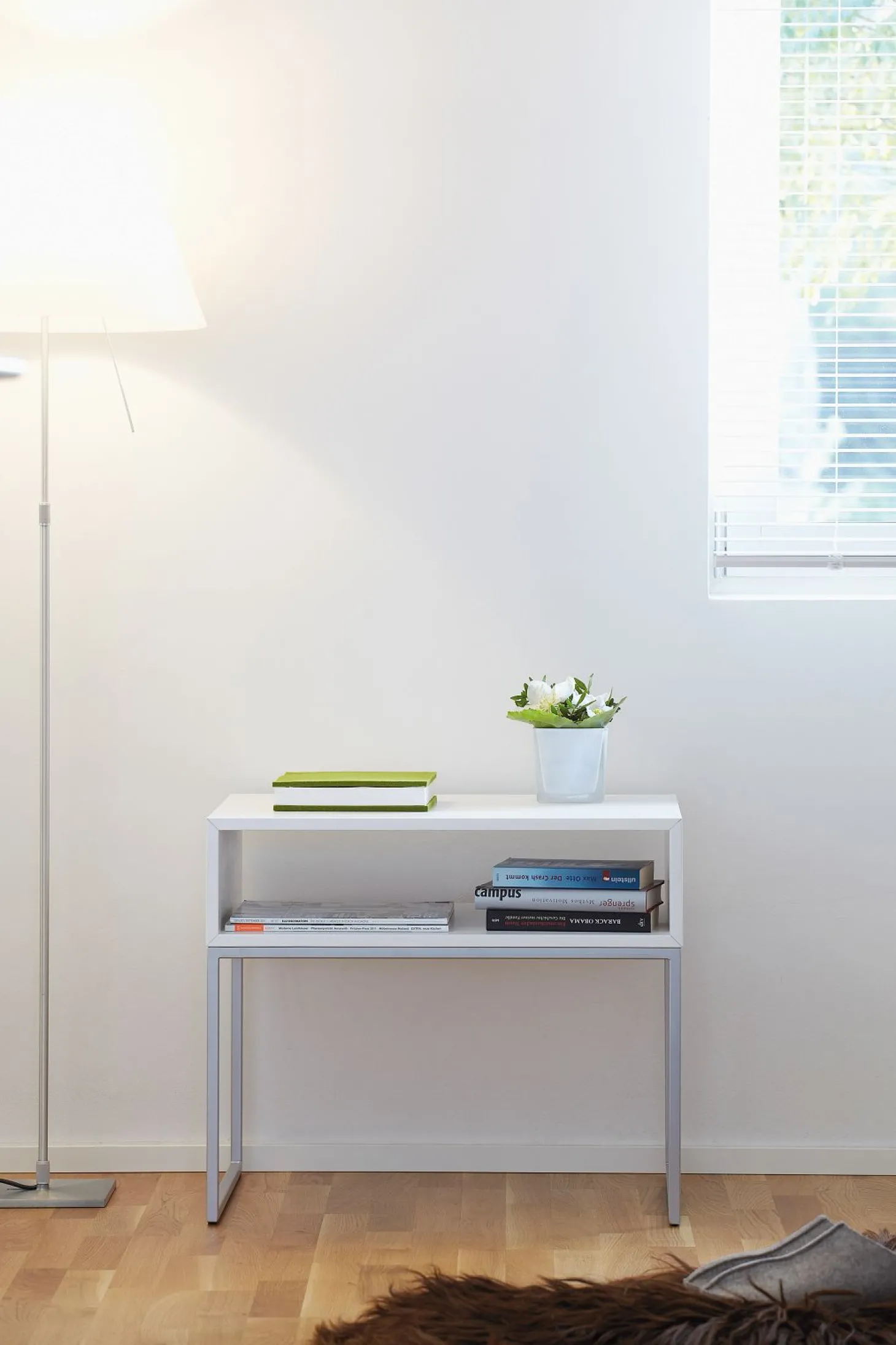 Jan Kurtz Beistelltisch Dina Rechteckig Tablett Weiß / Gestell Lunasilber