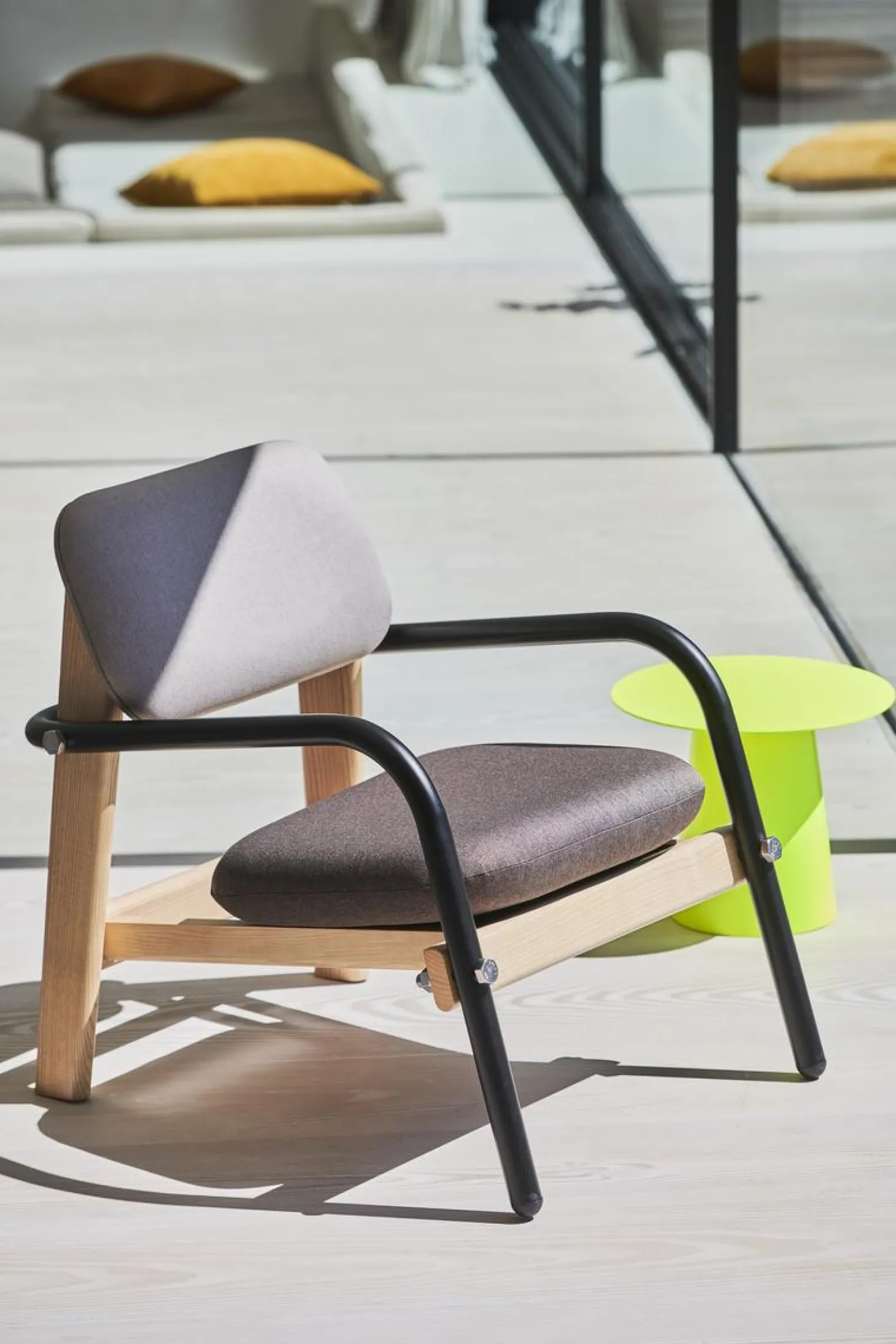 Jan Kurtz Sessel BILLY, Gestell: Esche, Armlehne: Stahlrohr schwarz/braun/beige