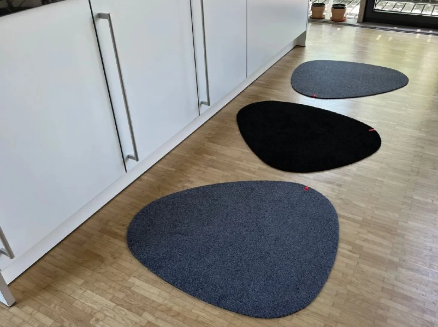 Keilbach Kiesel Schuhabstreifer mit rutschfestem PVC-Rücken dunkelgrau