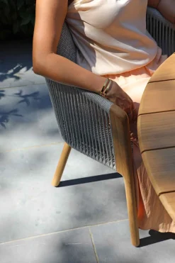 4-M Design Haven bequemer Outdoor Armlehnstuhl Mokka