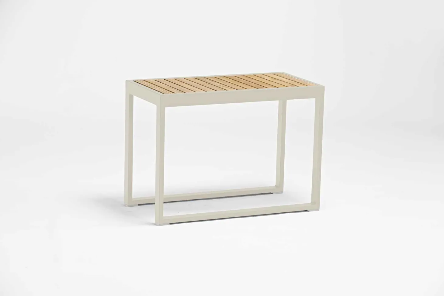 4-M Design Nest hoher Outdoor Beistelltisch aus Teak Oberfläche Mokka