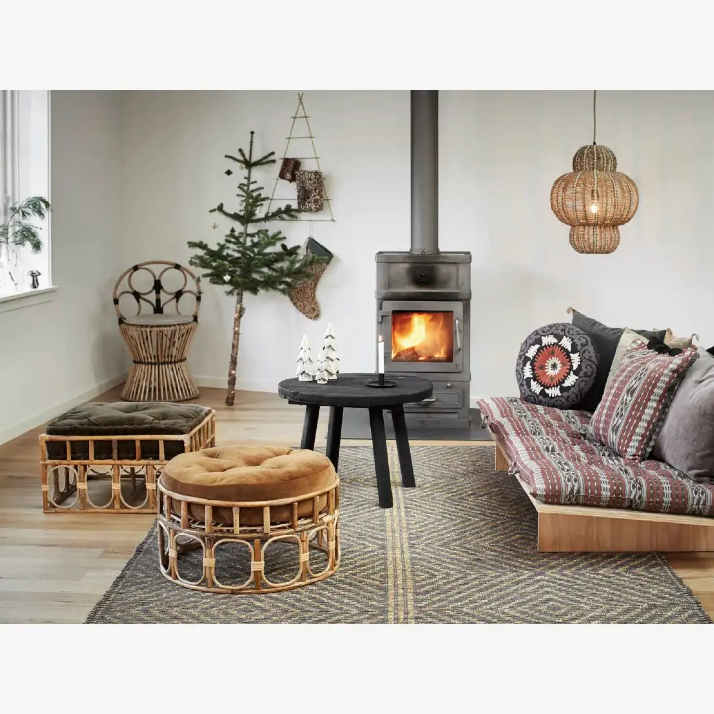 MADAM STOLTZ Recycelter Couchtisch aus Holz