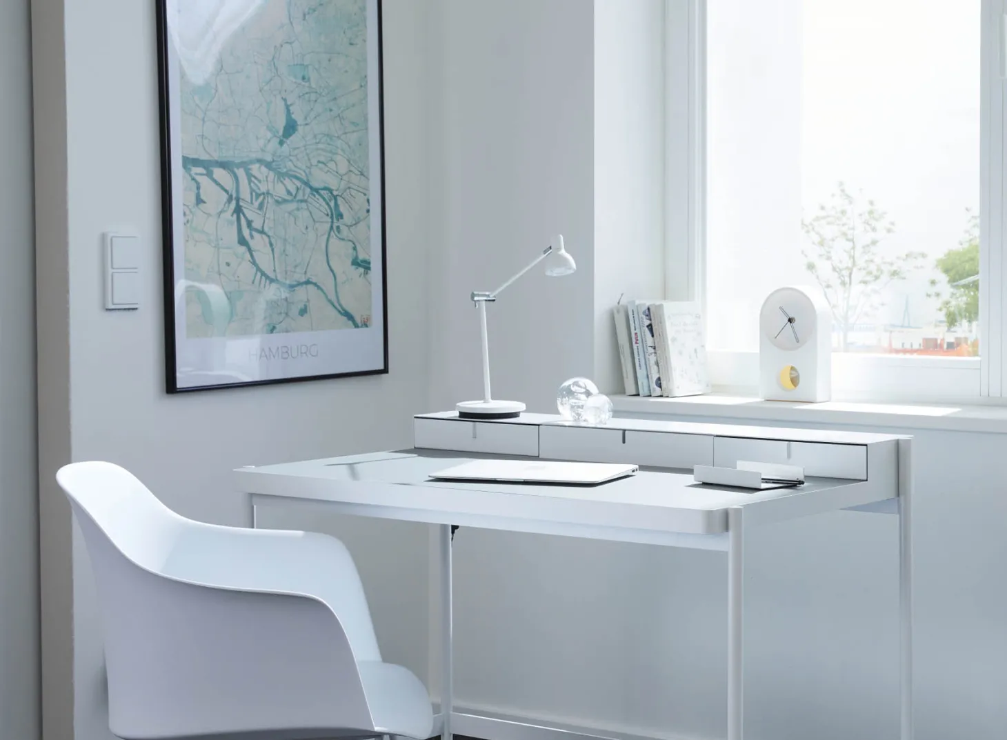 Müller Möbelfabrikation PS 20 Sekretär/Schminktisch Beigegrau (RAL 7006) Linoleum Schwarz