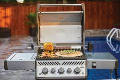 Napoleon Edelstahl Gasgrill ROGUE® SE 425 RSIB mit Infrarot Seiten- und Rückenbrennern