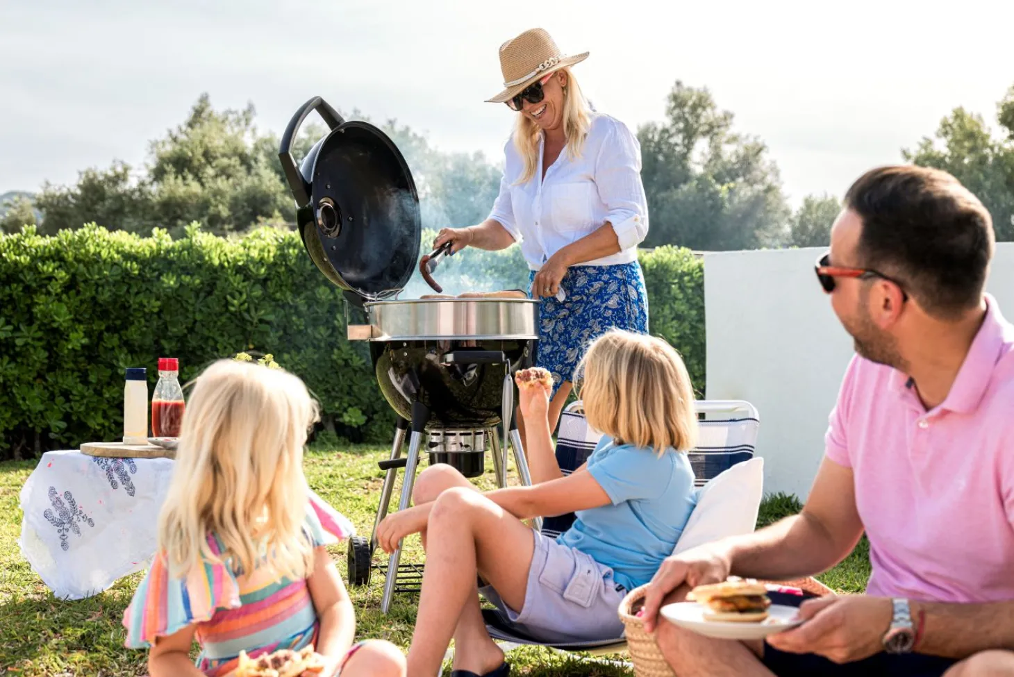 Napoleon PRO18 Holzkohle Kugelgrill schwarz