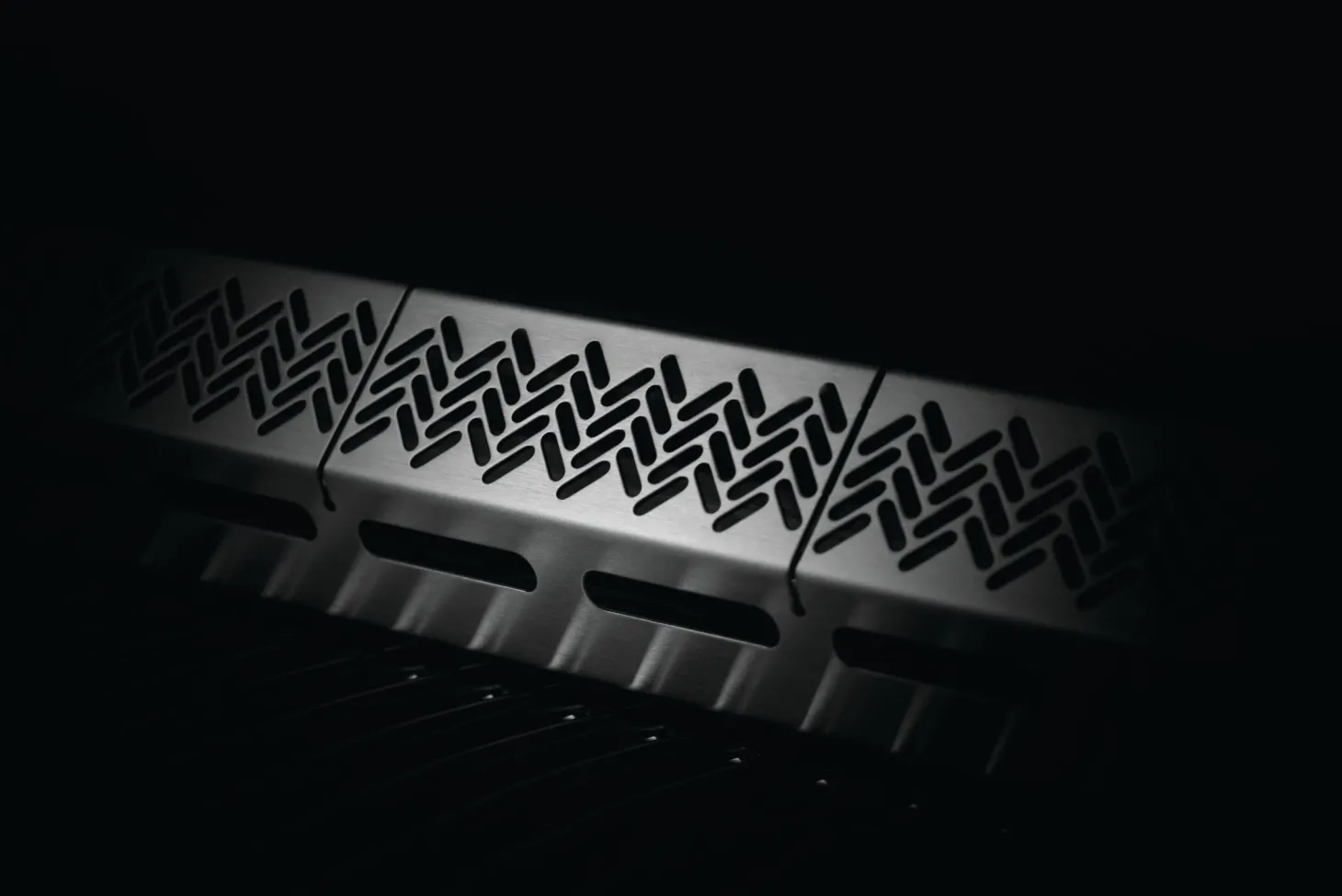 Napoleon Propangasgrill Special Edition ROGUE® SE 525 RSIB mit Infrarot Seiten-und Rückenbrennern