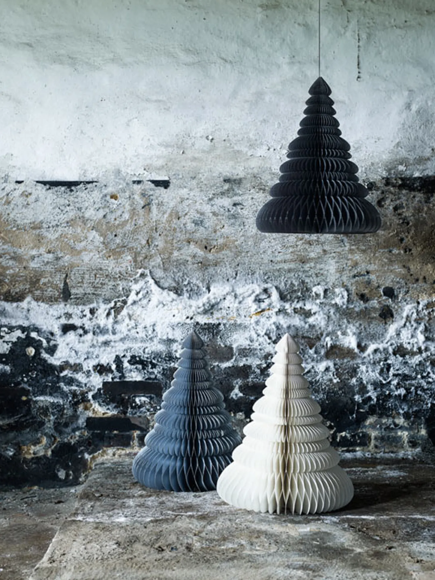 Nordal Fluffy - Papieranhänger Herz off white 9 cm