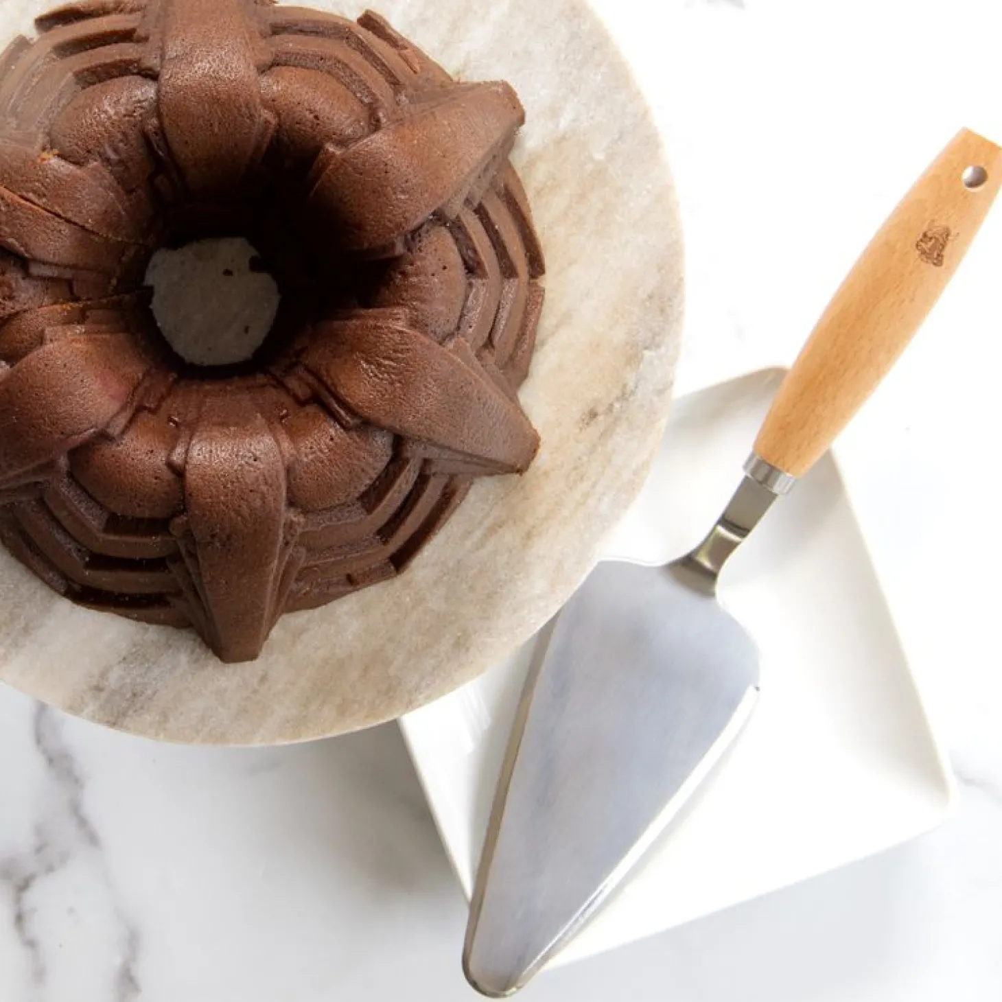 Nordic Ware Backform Marquee Bundt Pan 2,4 Liter