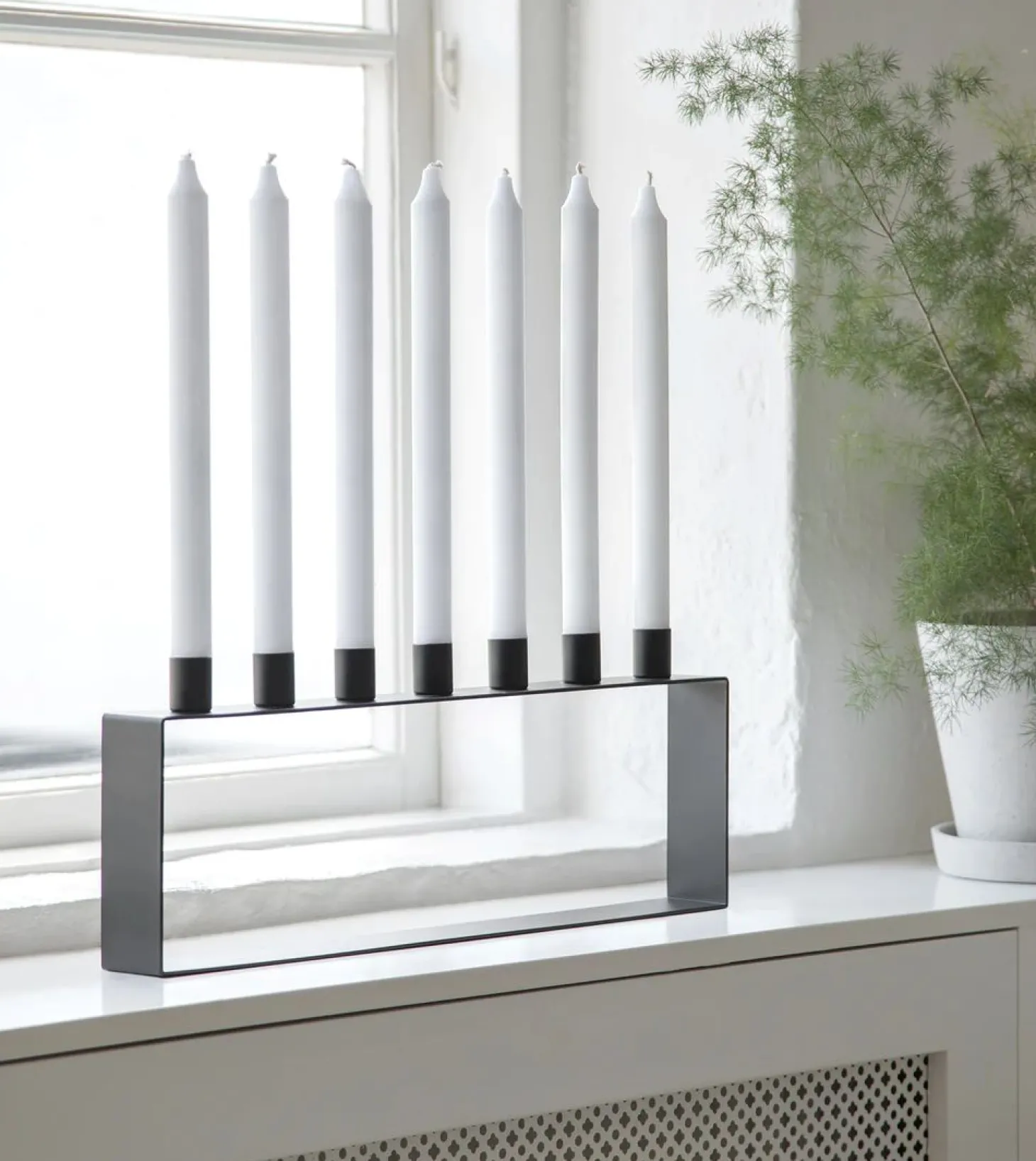 Novoform Frame Kerzenhalter schwarz - skandinavischer Stil 6,7 x 9,7 cm