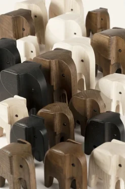 Novoform Hochwertige Dekofigur Elefant Esche natur 4 x 7,7 cm