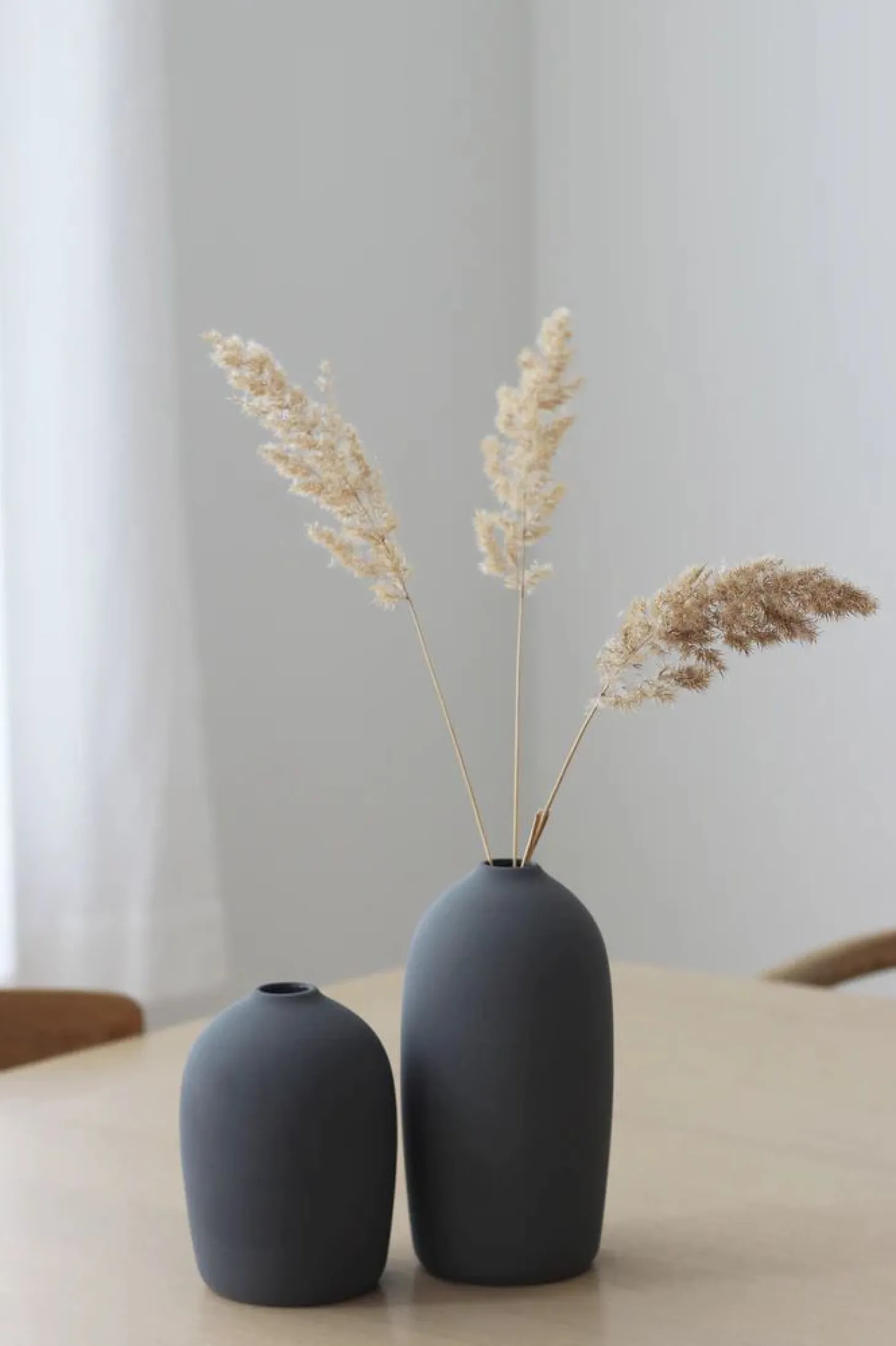 Novoform Raw zylindrische Keramikvase mit kleiner Öffnung 14,5 cm grau