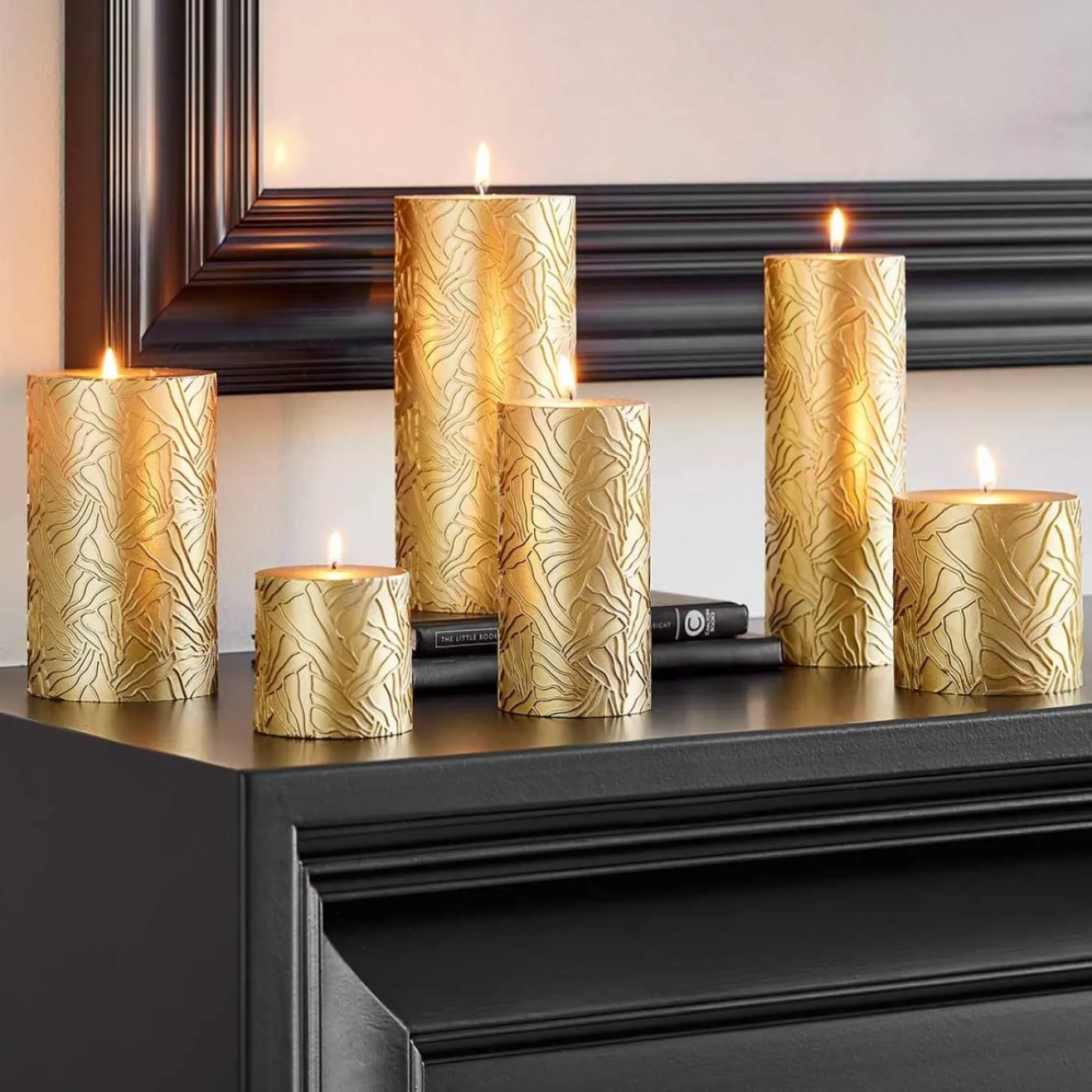 Riverdale Kerze Wave Gold 9x9 cm