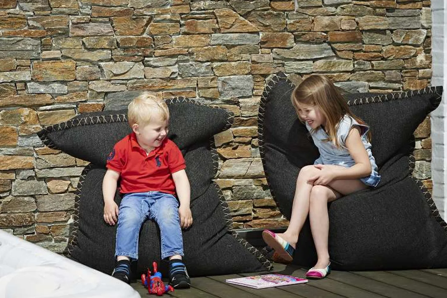 SACKit Outdoor Kindersitzsack SQUAREit Cobana Junior Hellgrau