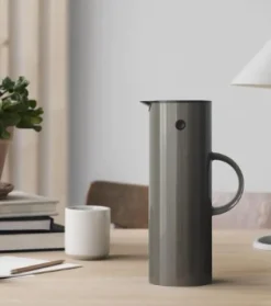 Stelton EM77 Isolierkanne granite grey 1 L Kunststoff