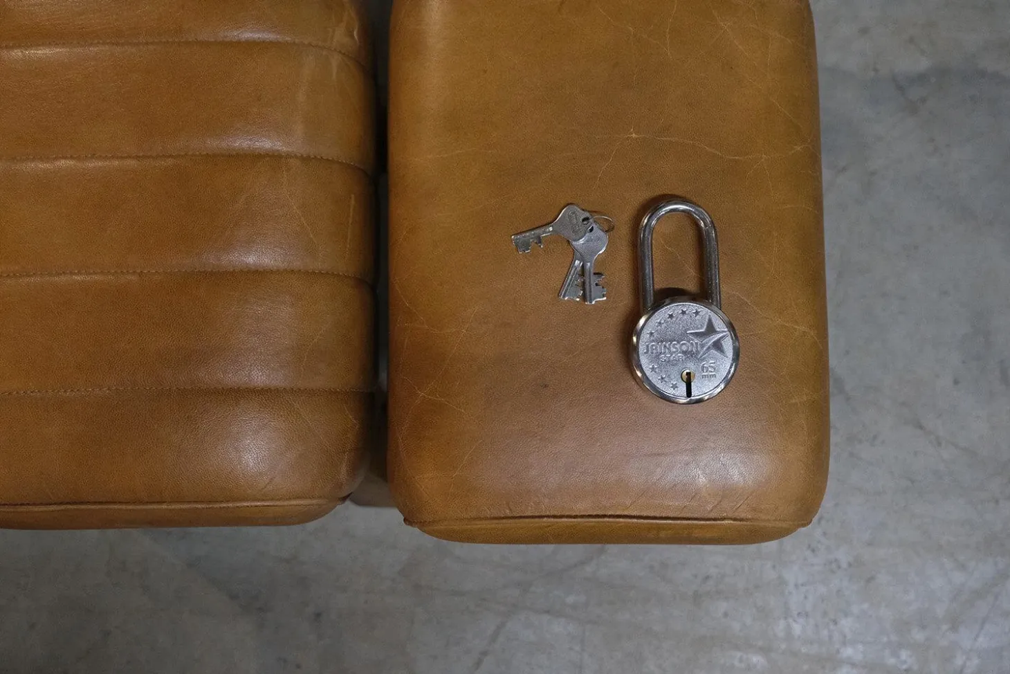 Trademark Living Geschloss mit Schlüssel