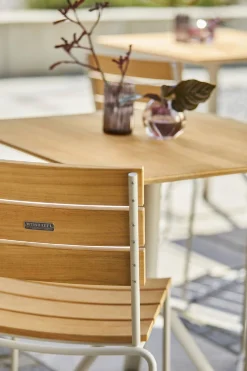 Weishäupl Outdoor Stuhl Balcony mit Teak Belattung Gestell Edelstahl geschliffen Belattung Teak