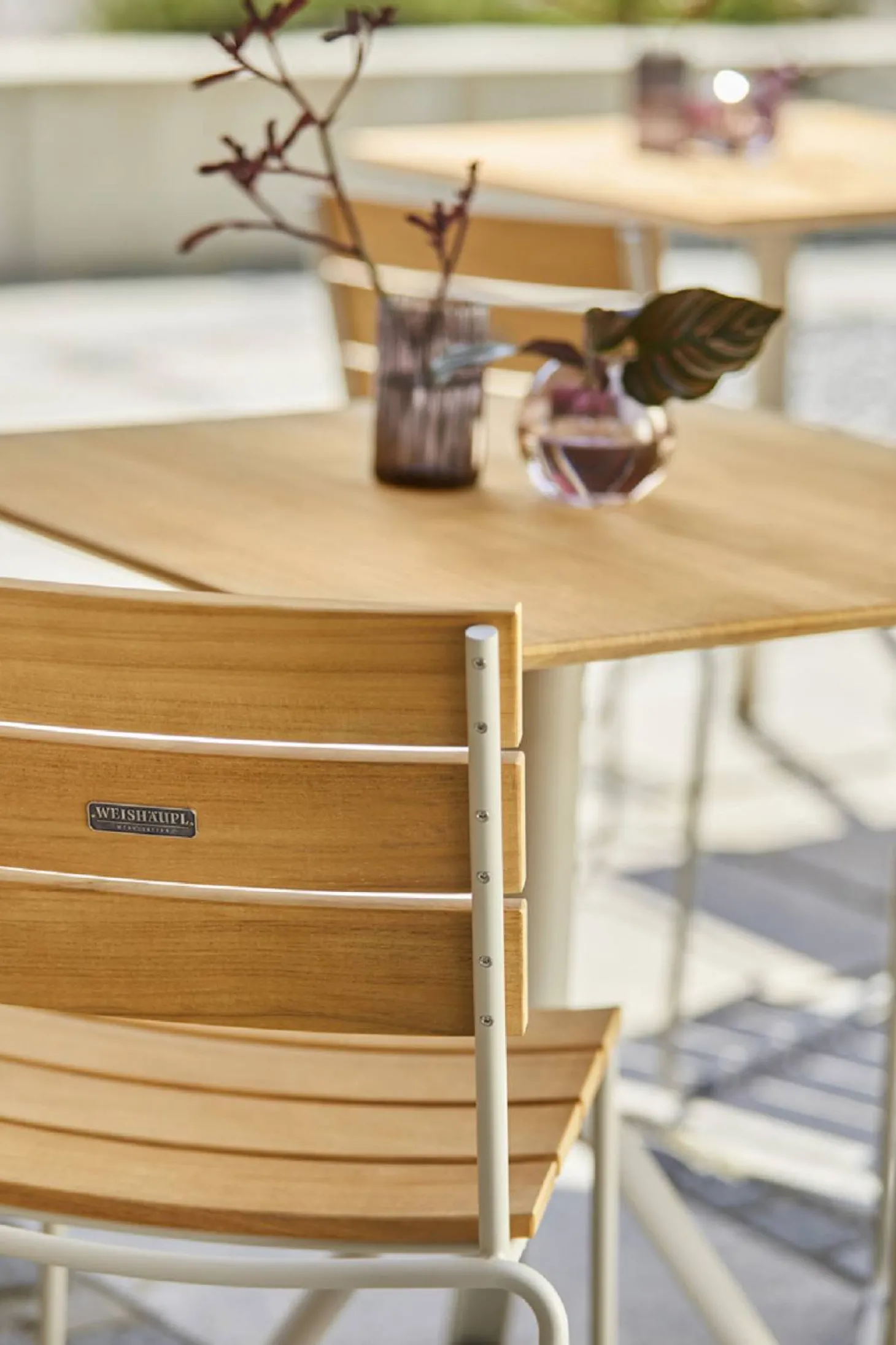 Weishäupl Outdoor Stuhl Balcony mit Teak Belattung Gestell Edelstahl geschliffen Belattung Teak