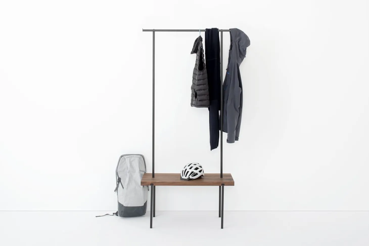 weld & co Garderobe Nussbaum 01 S 90 x 40 x 190 schwarz