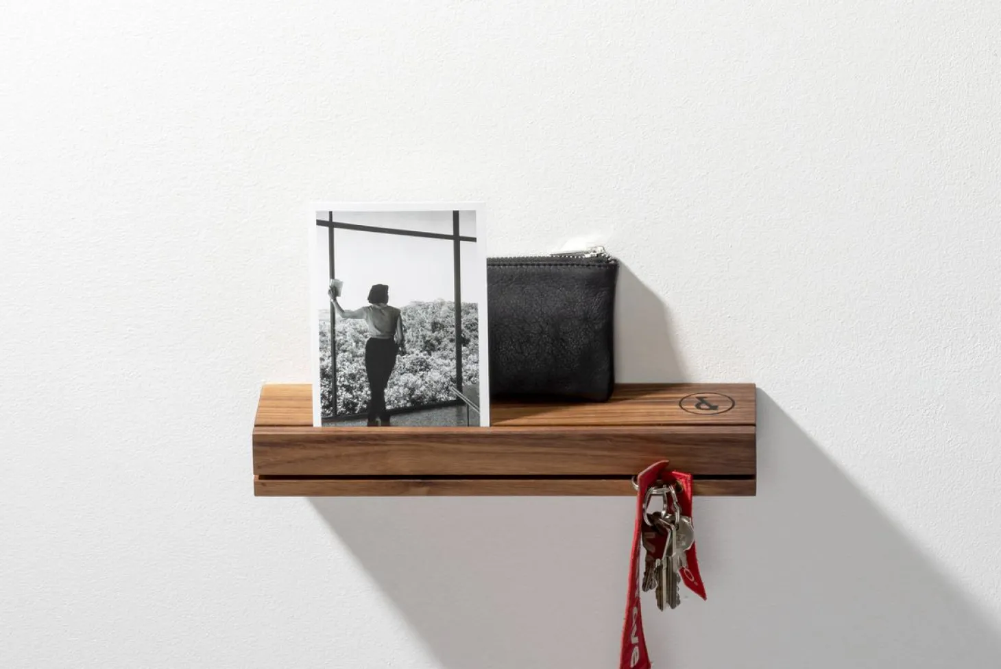 weld & co Schlüsselbrett Nussbaum 01