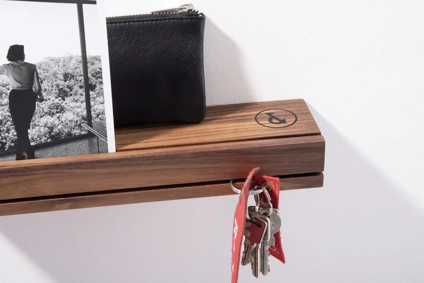 weld & co Schlüsselbrett Nussbaum 01