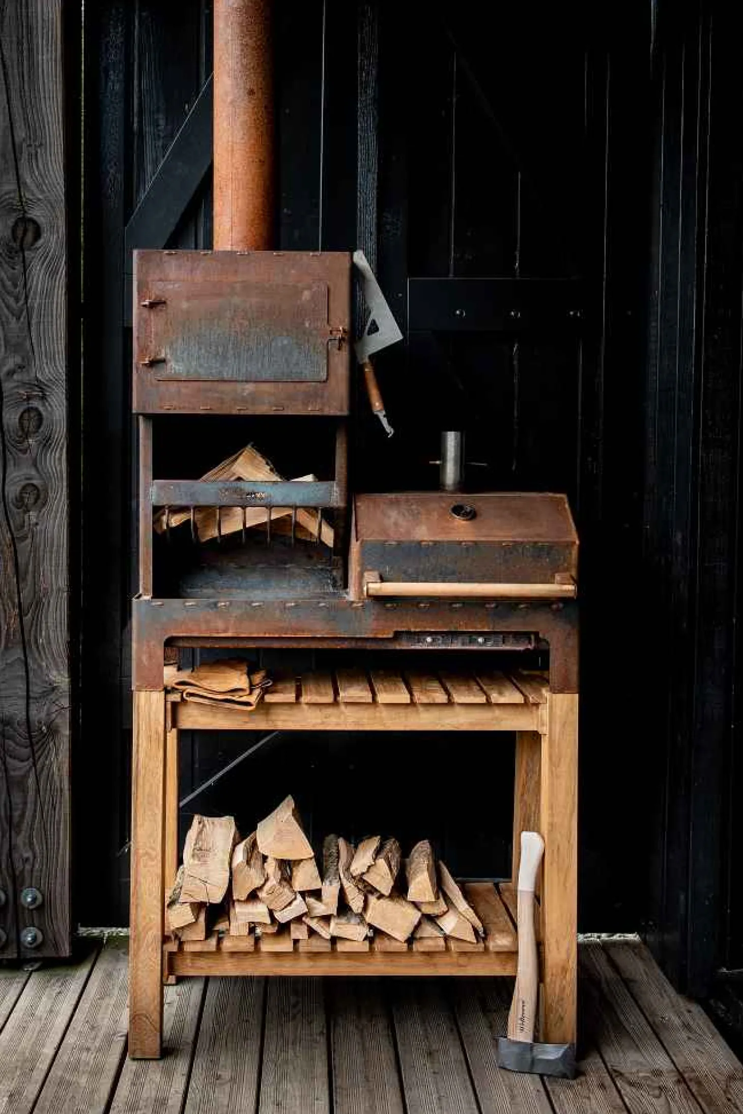 Weltevree Outdooroven XL aus Cortenstahl